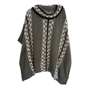 Yaira One Size Gray and Black Sweaters with‎ Cozy Knit Poncho Shrug